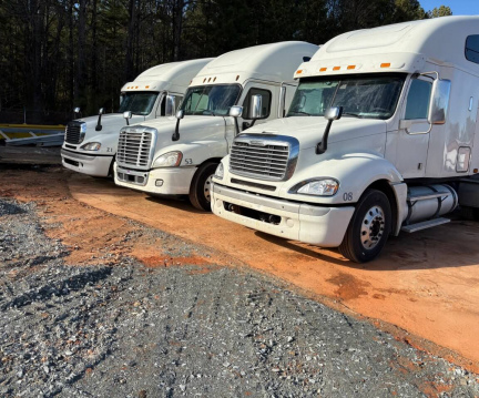 Freightliner Columbia Glider Trucks for Sale