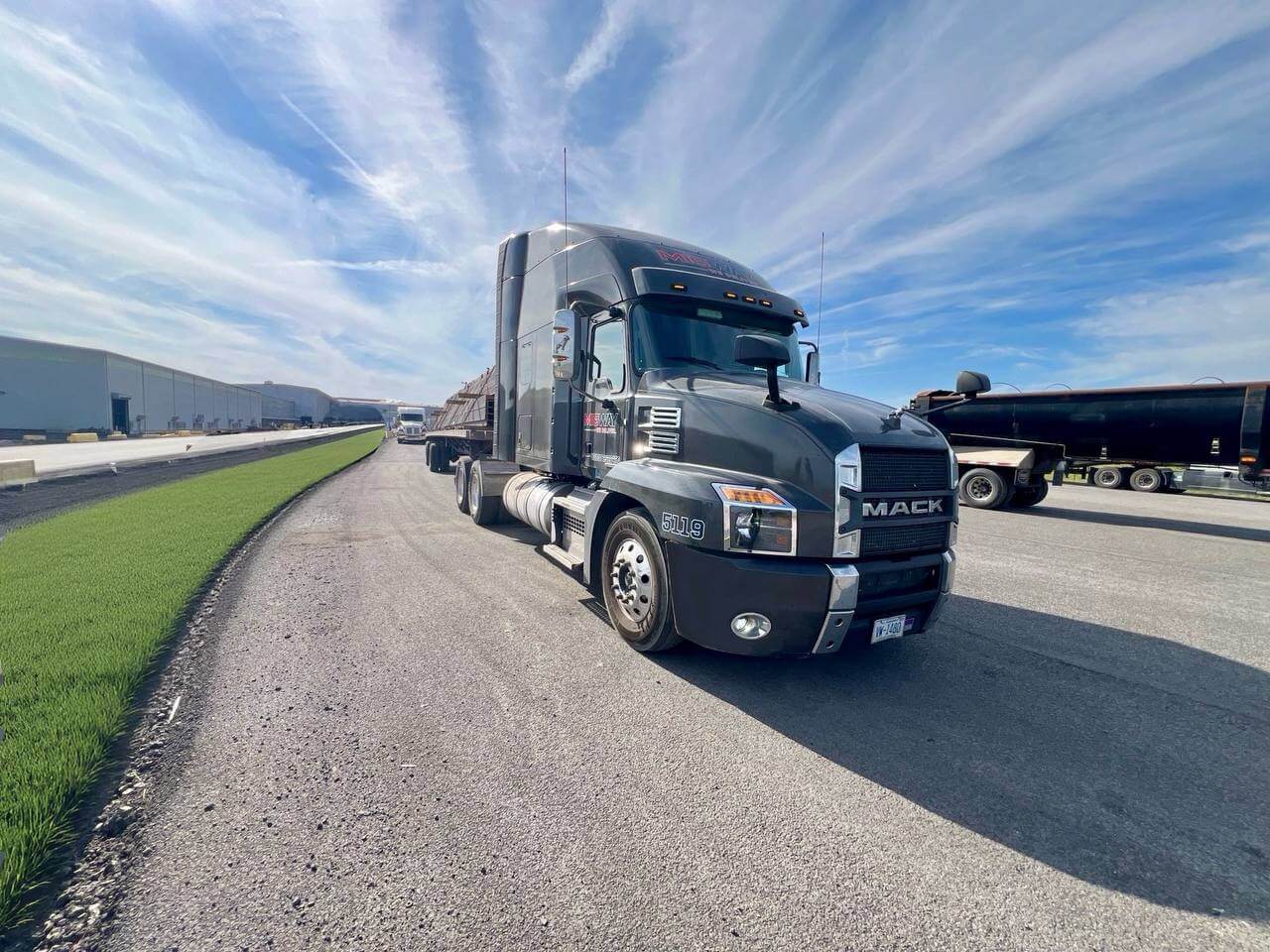 how much money do flatbed drivers make